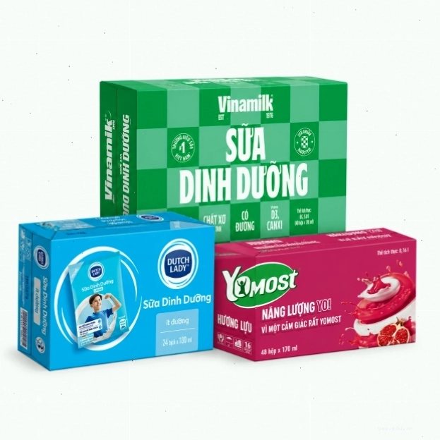 Bãi biển Long Hải với bờ cát trắng và làn nước trong xanh