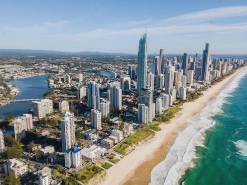 Bãi biển Surfers Paradise tuyệt đẹp tại Gold Coast Úc