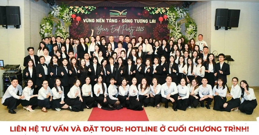 Bãi biển Trà Cổ Móng Cái với cát trắng mịn và nước biển trong xanh