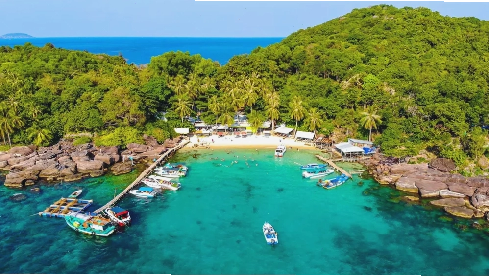 Bãi biển tuyệt đẹp tại Phú Quốc - Kiên Giang