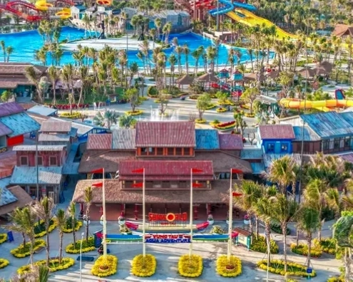 Bãi đá hoang sơ tại biển Phước Hải