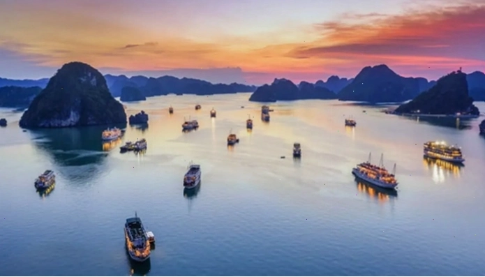 Bản đồ thể hiện các tuyến điểm du lịch nổi bật tại Việt Nam