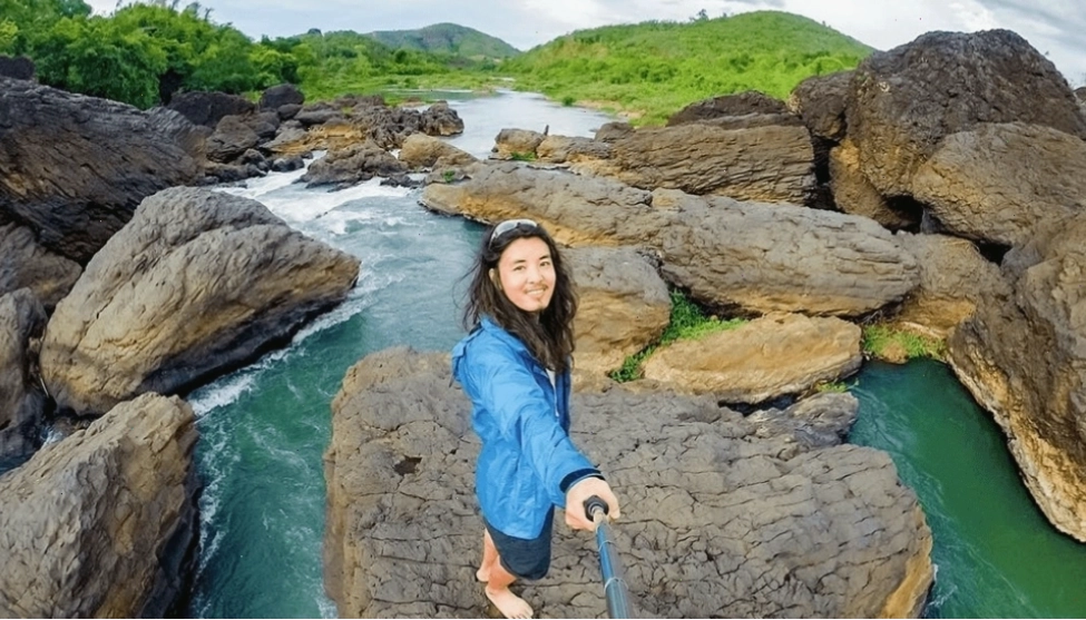 Bản làng yên bình tại Đắk Nông dưới ánh hoàng hôn