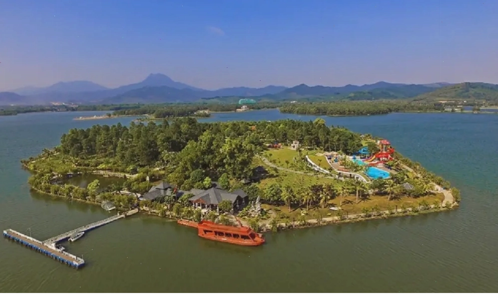Bảng giá vé dịch vụ tại Flamingo Đại Lải Resort