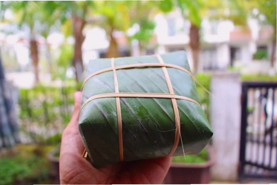 Bánh chưng - biểu tượng món ăn truyền thống và ngày Tết Việt Nam