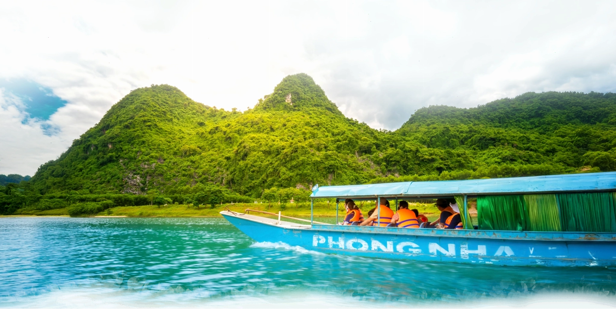 Banner quảng bá du lịch Vườn Quốc gia Phong Nha - Kẻ Bàng