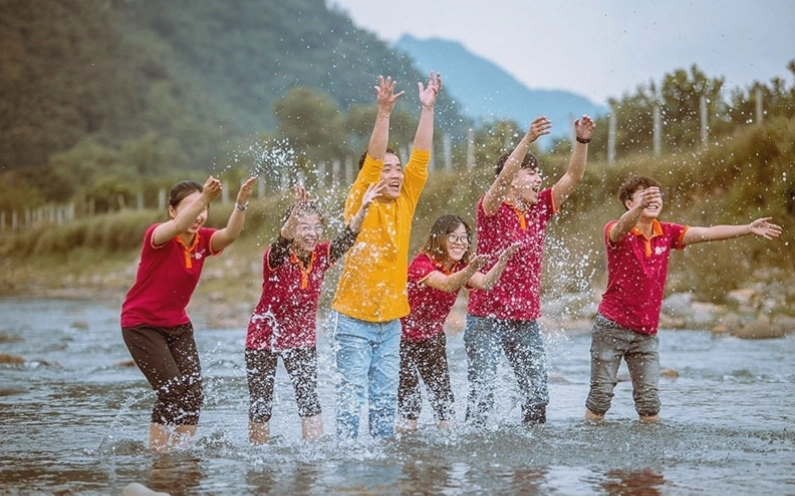 Bể bơi ngoài trời tại An Lạc Eco Farm & Hot Springs