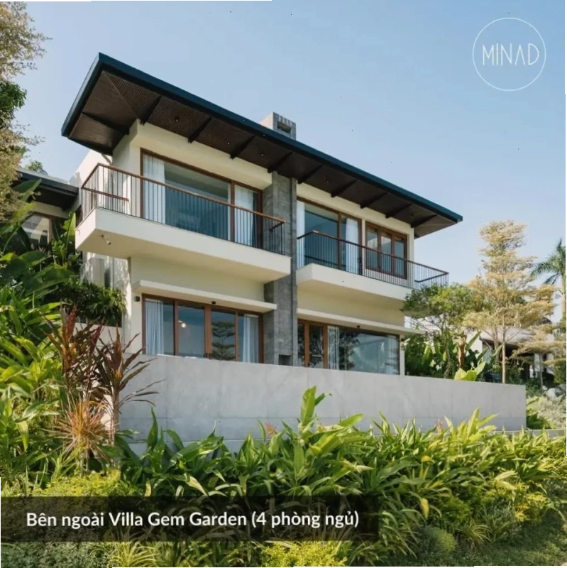 Bể bơi riêng tại một căn villa Minad Đồng Chanh