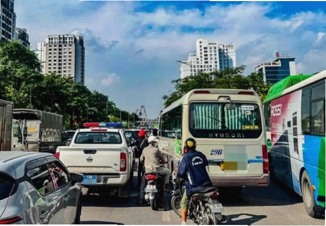 Biển báo cấm đỗ xe ngày chẵn và ngày lẻ