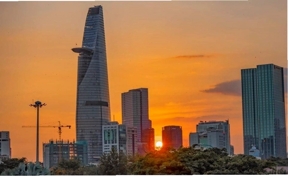 Bức tranh tĩnh lặng của hoàng hôn ở hầm Thủ Thiêm