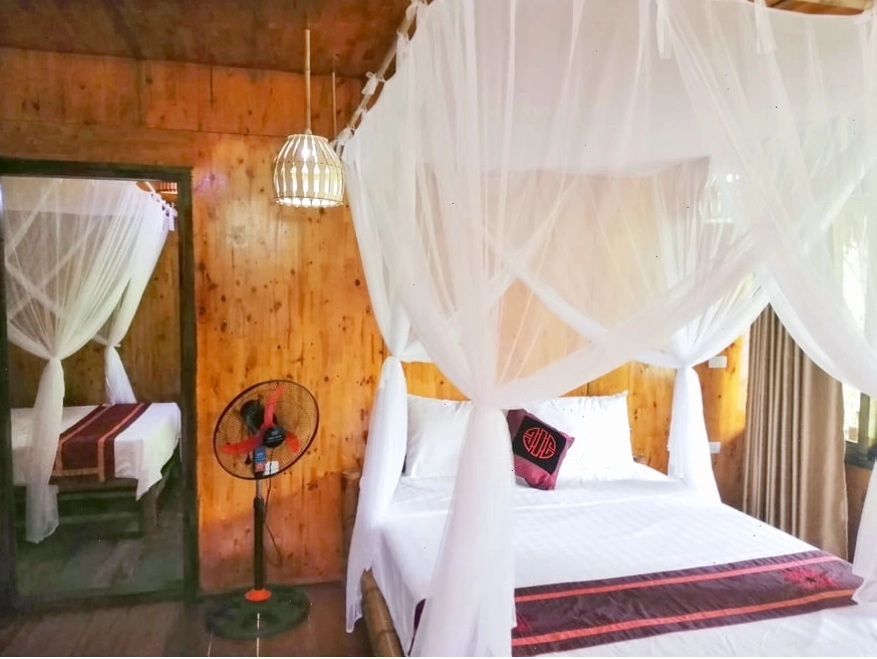 Bungalow Mai Châu Farmstay với kiến trúc nhà sàn