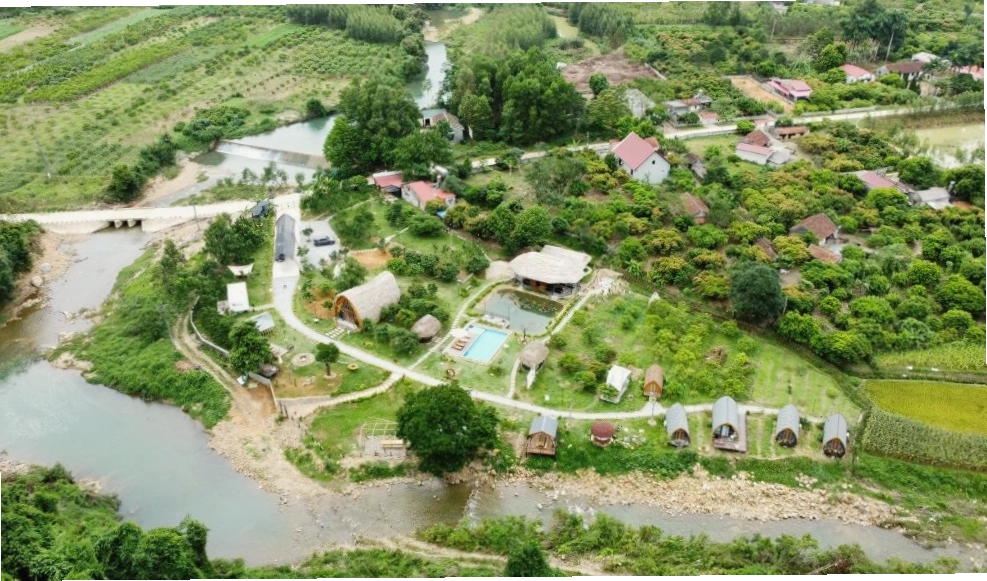 Bungalow mộc mạc giữa thiên nhiên tại Cội Nguồn