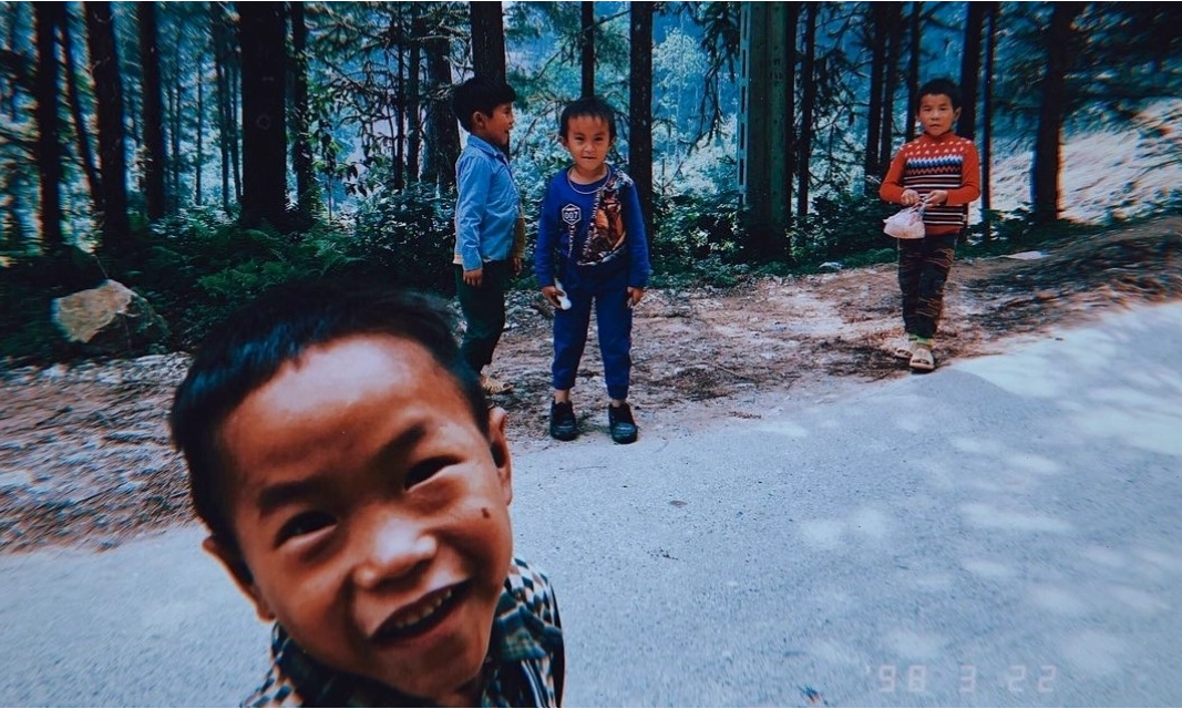 Các em nhỏ vùng cao Yên Minh