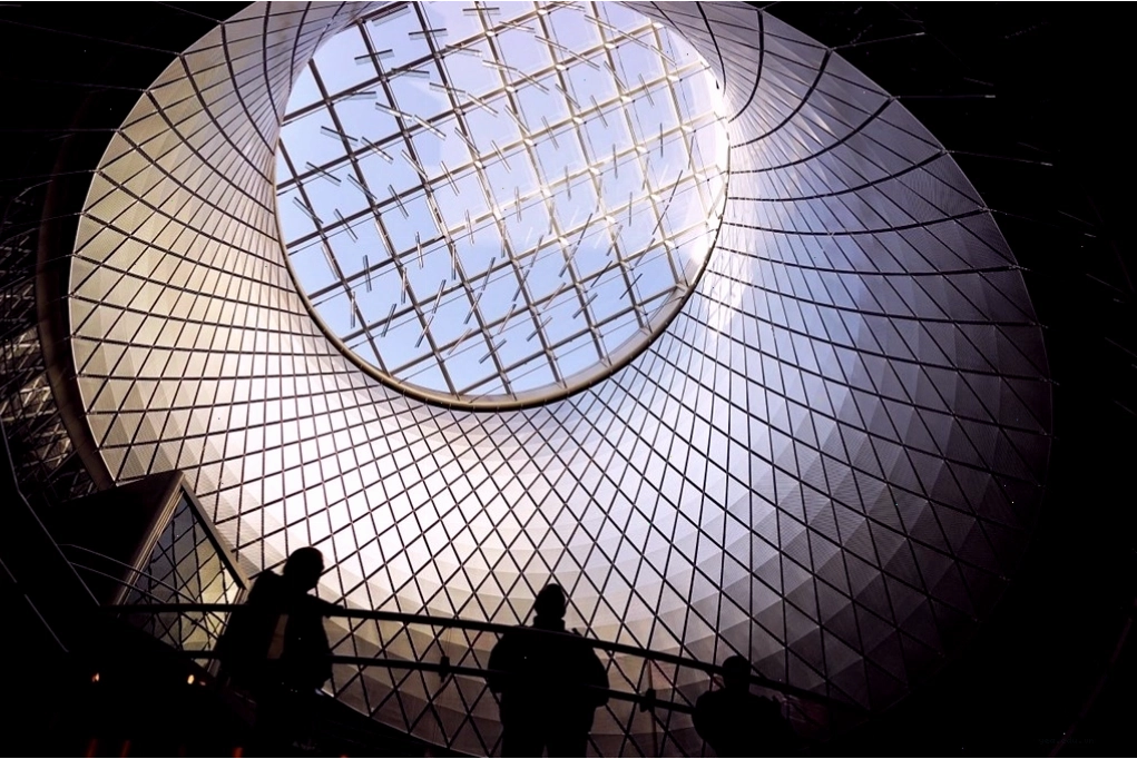 Các kiệt tác kiến trúc của nhân loại, bao gồm cả Burj Khalifa như một biểu tượng mới