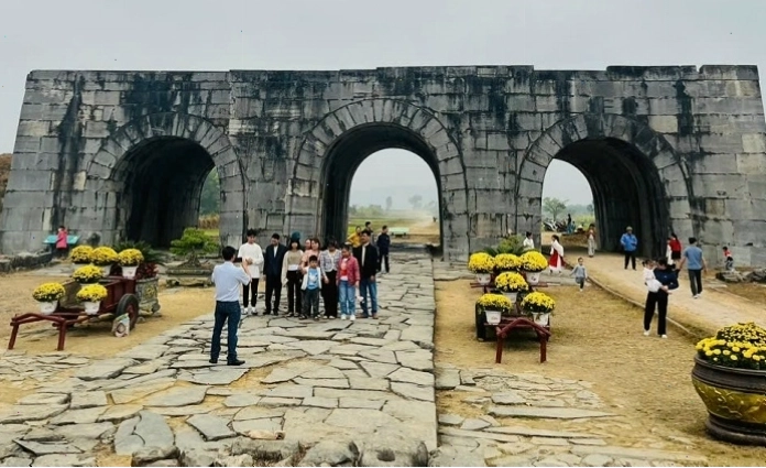 Cận cảnh món chả tôm Thanh Hóa thơm ngon
