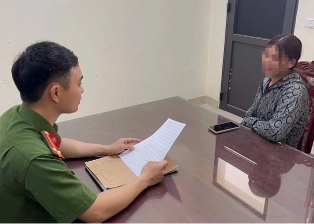 Cận cảnh một bưu kiện được đóng gói cẩn thận
