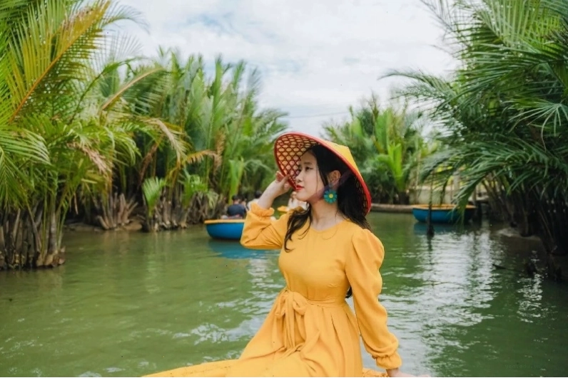 Cận cảnh những chiếc thuyền thúng tại Rừng Dừa