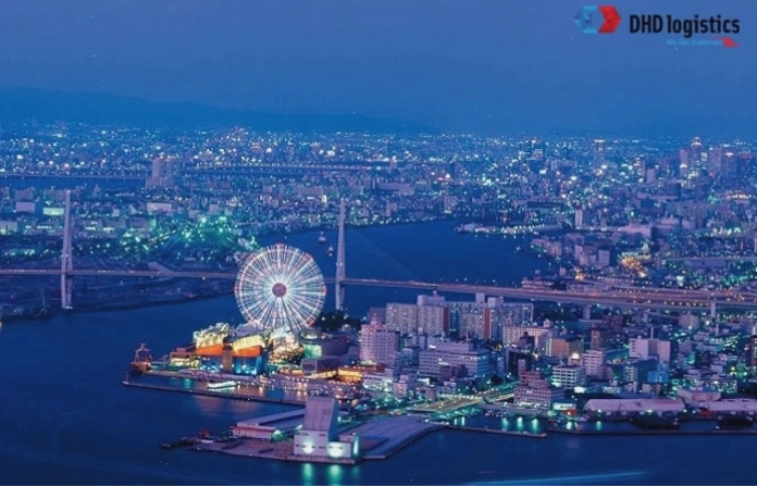 Cảng Osaka về đêm với hệ thống đèn chiếu sáng lung linh