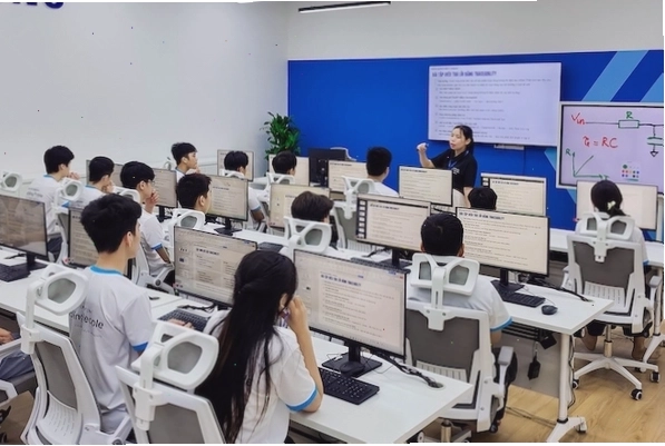 Cảnh nhộn nhịp tại khu vực thị trấn voi trước kia