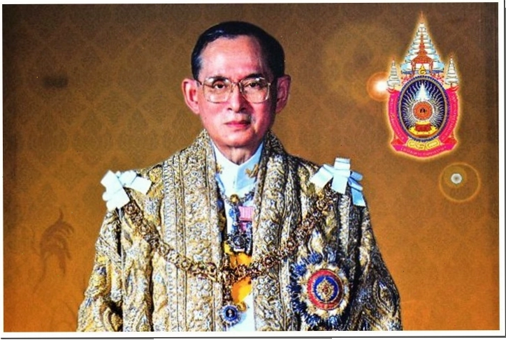 Cảnh quan đồi núi và đền chùa ở Chiang Mai