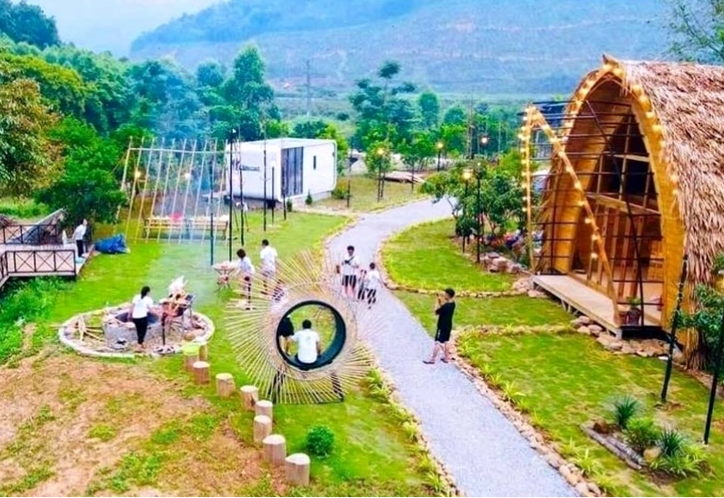 Cảnh quan suối rừng tại Khu nghỉ dưỡng Cội Nguồn Bắc Giang