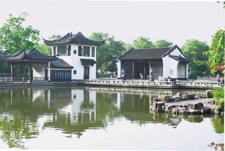 Cảnh quan thành phố Thường Châu Trung Quốc về đêm