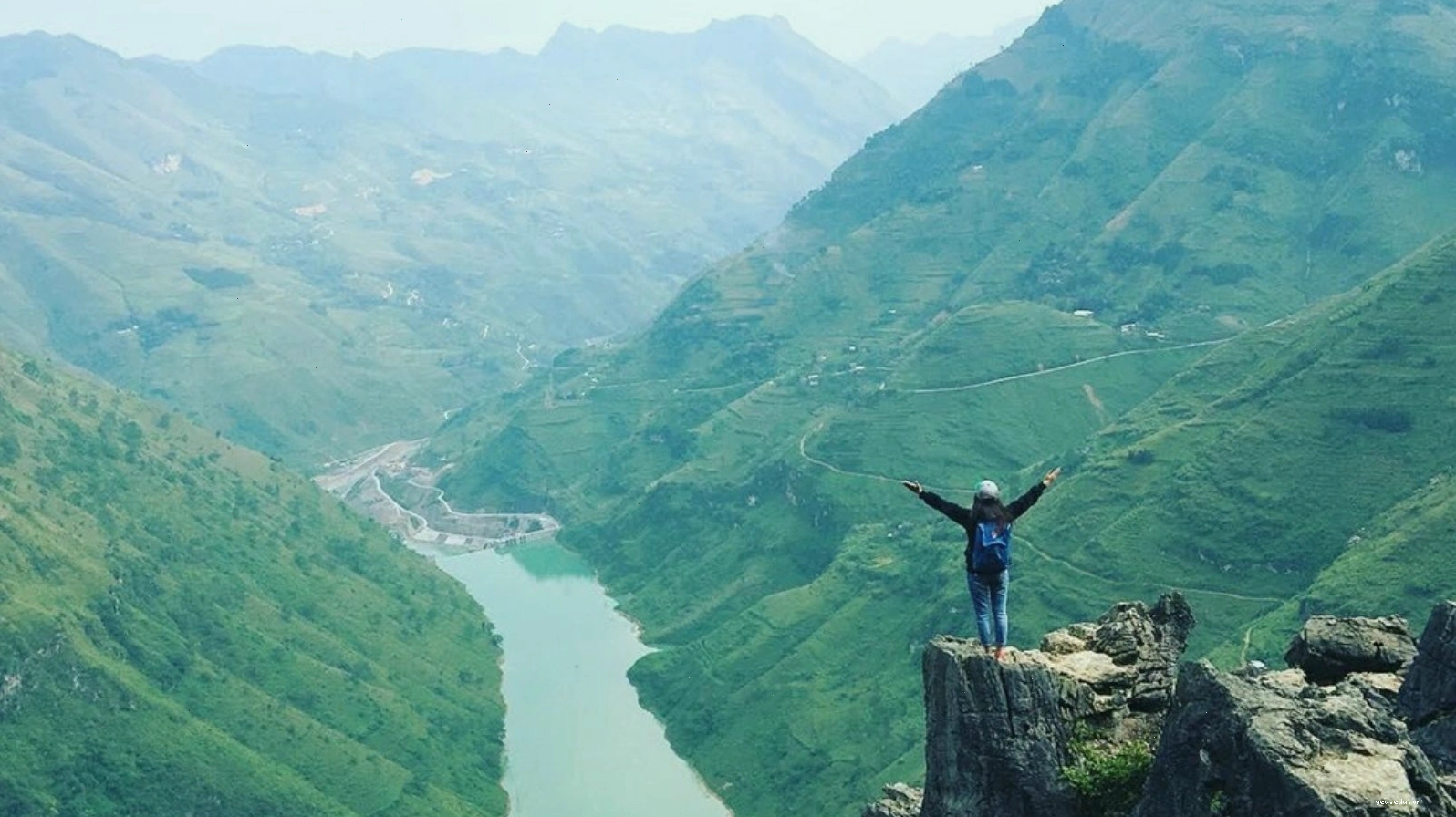 Cảnh quan thiên nhiên hoang sơ xung quanh các dòng sông ở Hà Giang