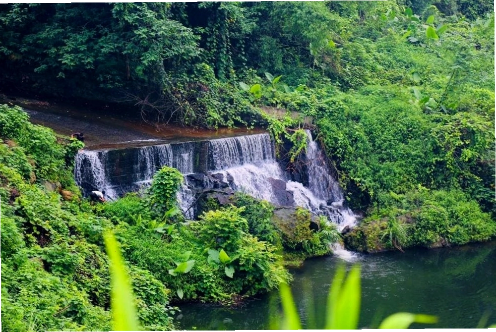 Cảnh quan thiên nhiên hùng vĩ tại Ba Vì