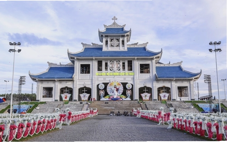 Cảnh quan yên bình của Làng cổ Bích La