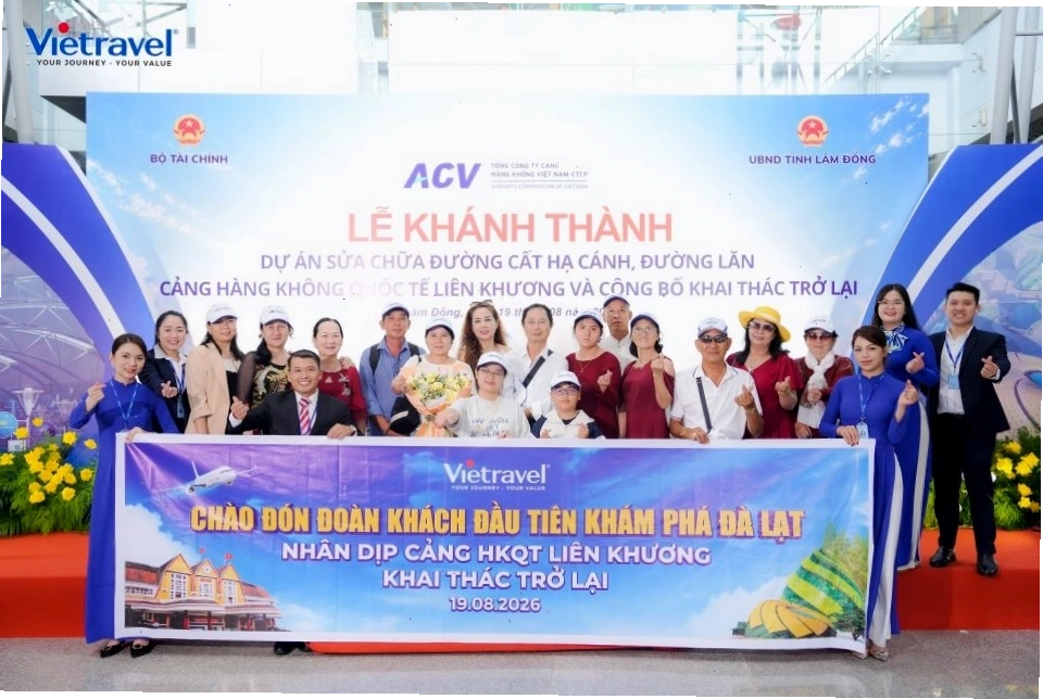 Cảnh sắc mùa đông hùng vĩ tại đỉnh núi Xueshan