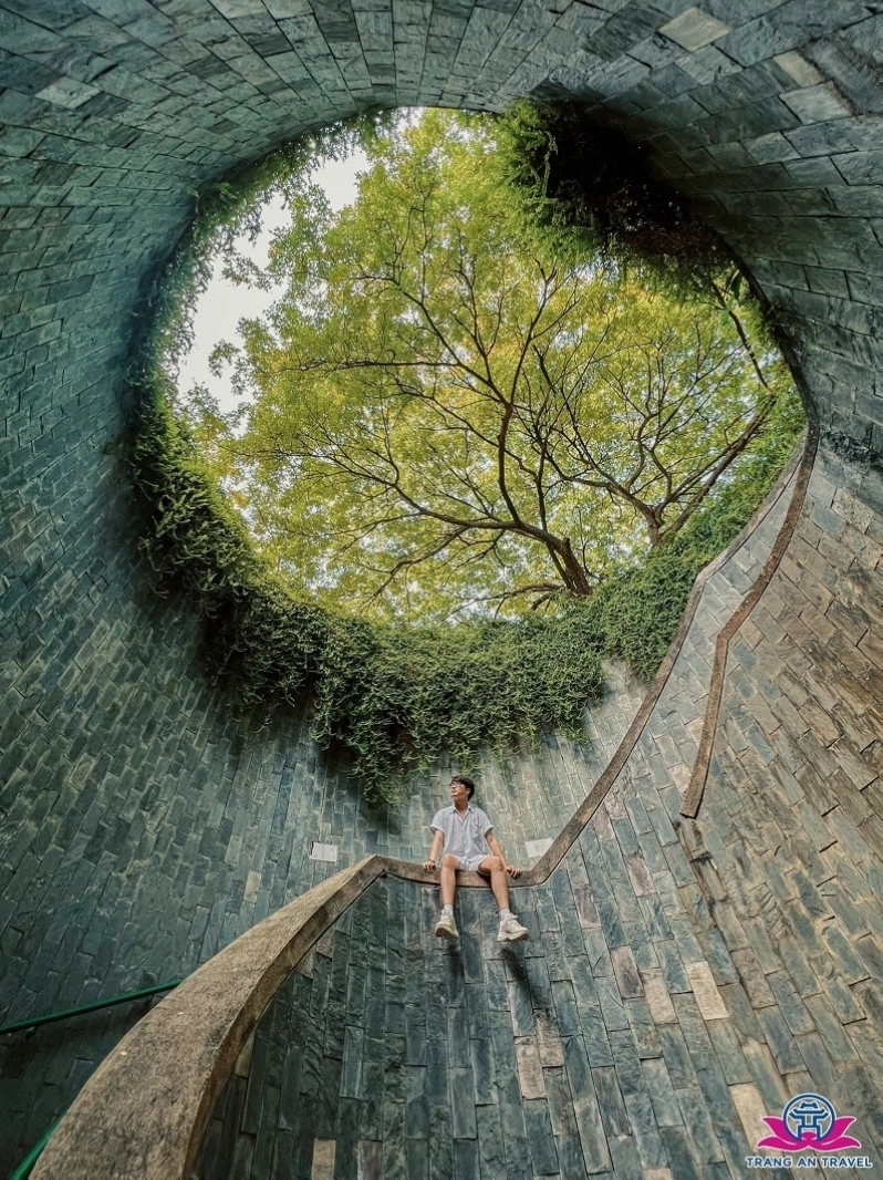 Cầu thang xoắn ốc bí ẩn tại Công viên Fort Canning