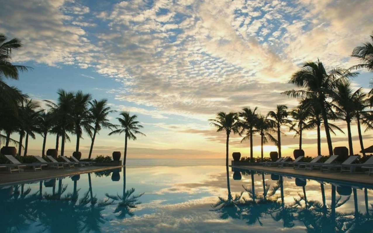 Celina Peninsula Resort Quảng Bình nhìn ra biển Nhật Lệ
