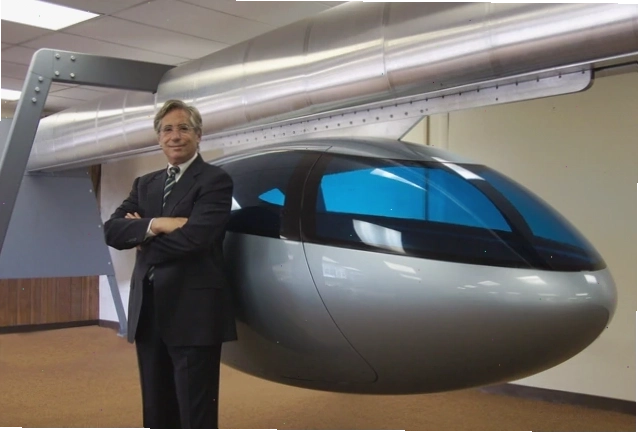 CEO Jerry Sanders của SkyTran