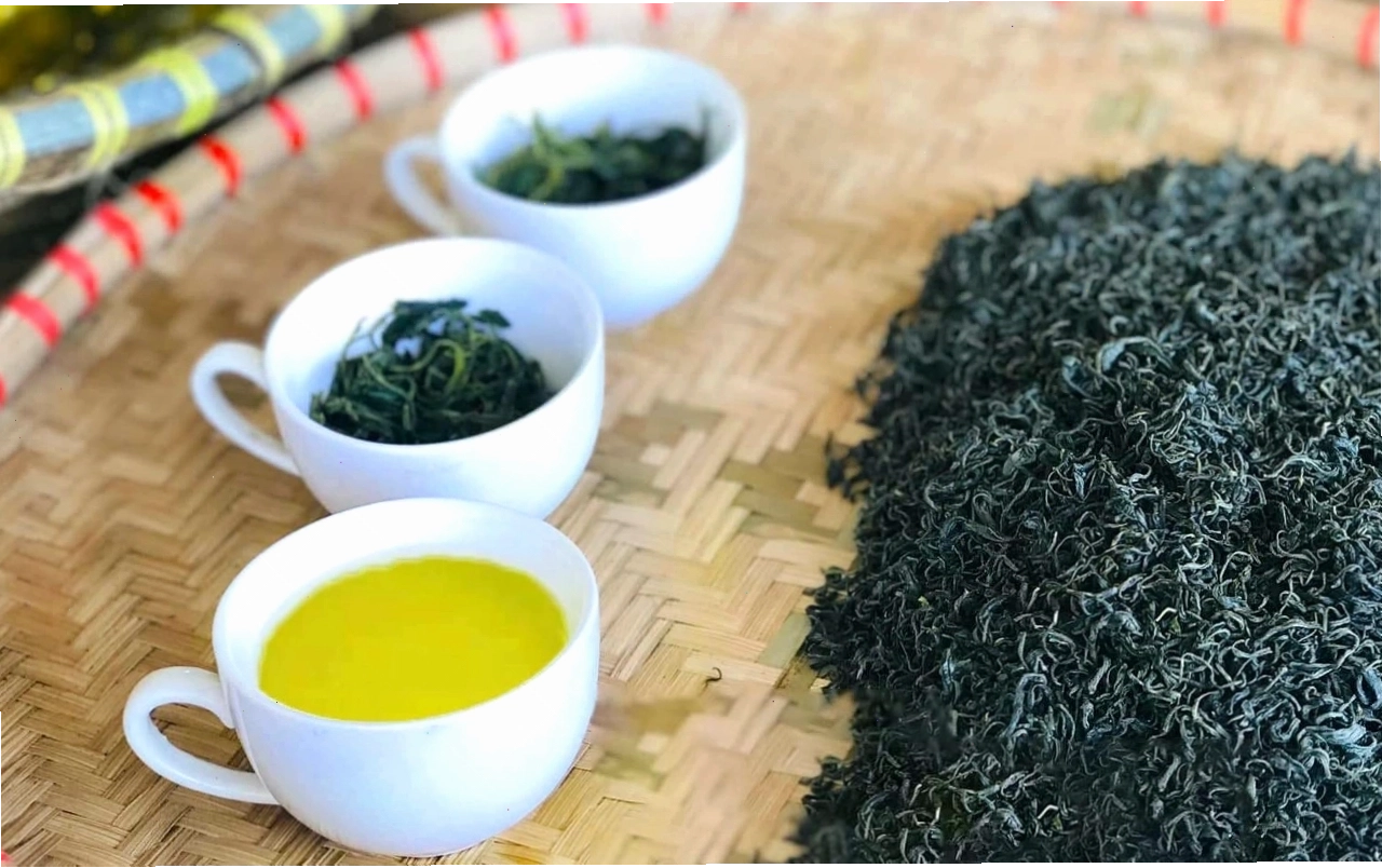 Chè Thái Nguyên là món quà quen thuộc và ý nghĩa