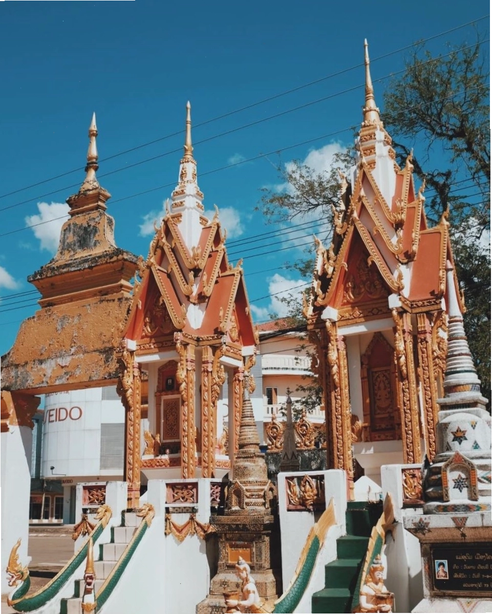 Chi tiết chạm khắc tinh xảo tại chùa Wat Luang
