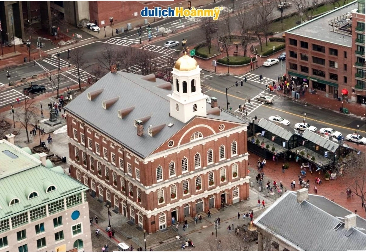 Chợ Faneuil Hall sầm uất