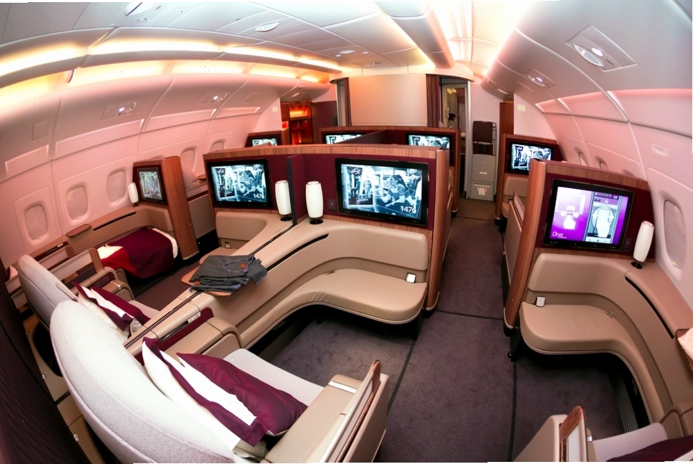 Chỗ ngồi khoang thương gia đẳng cấp của Qatar Airways