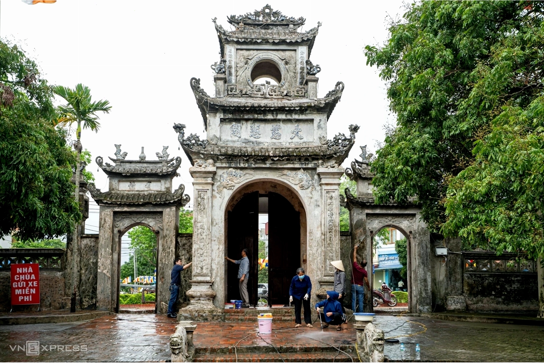 Chùa Chuông - Ngôi chùa cổ kính tại thành phố Hưng Yên