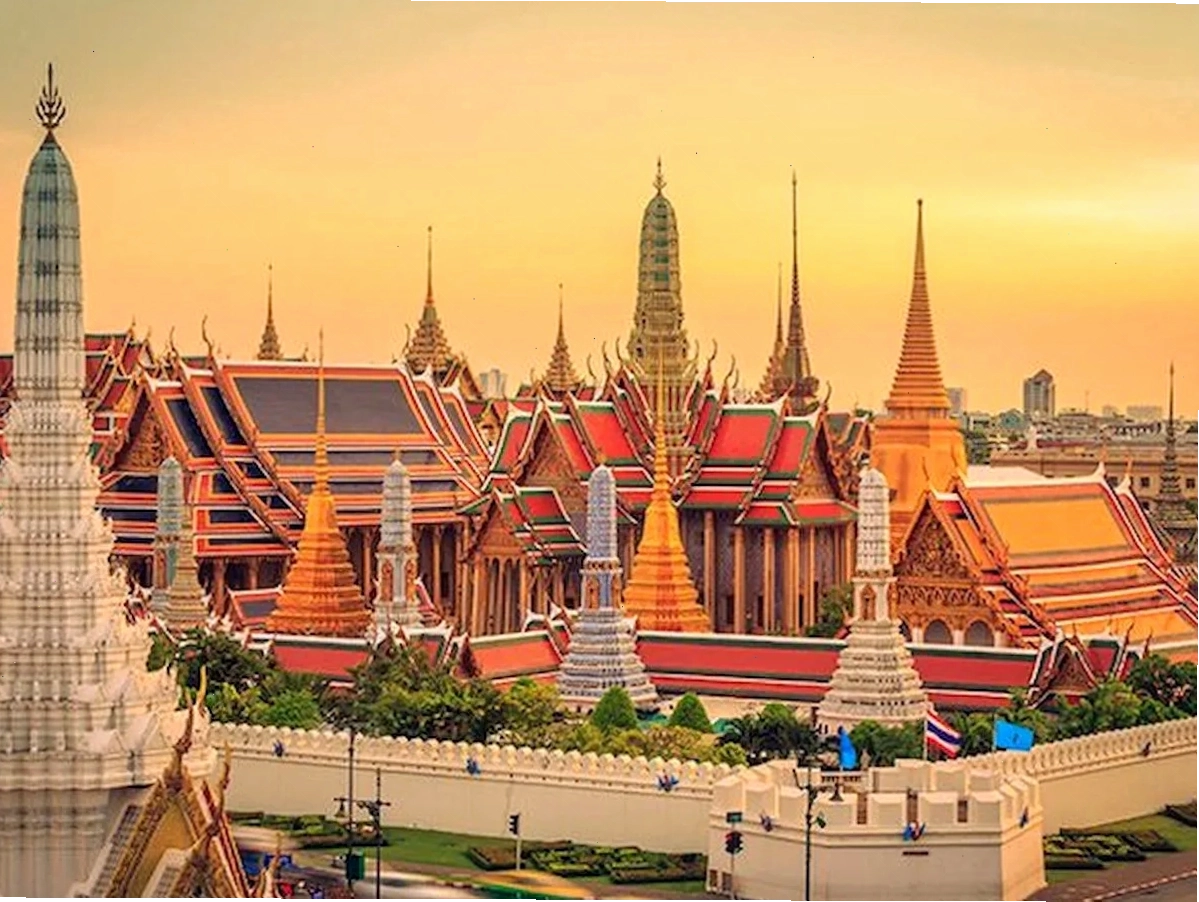 Chùa Phật Ngọc (Wat Phra Kaew) với kiến trúc lộng lẫy