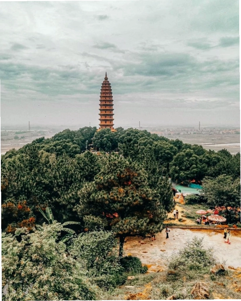 Chùa Phật Tích cổ kính tại Bắc Ninh