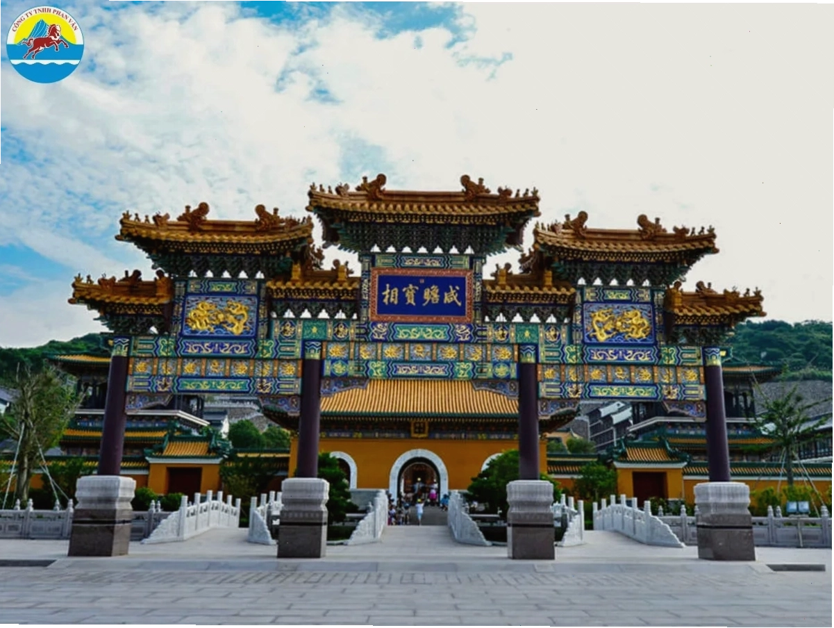 Chùa Phổ Tế (Puji Temple) với không gian thanh tịnh