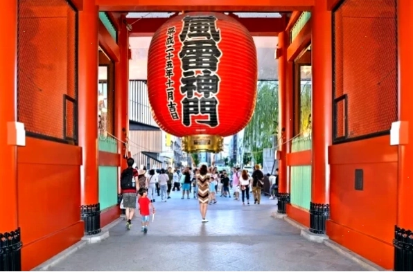 Chùa Sensoji Temple cổ kính ở Tokyo