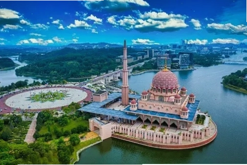 Chùa Thiên Hậu với kiến trúc cổ kính và trang nghiêm