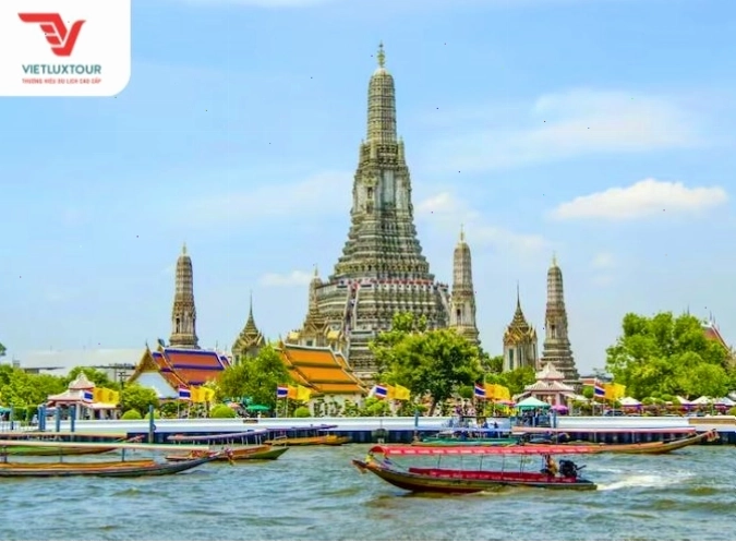 Chùa Wat Saket, ngôi chùa cao nhất tại Bangkok, Thái Lan