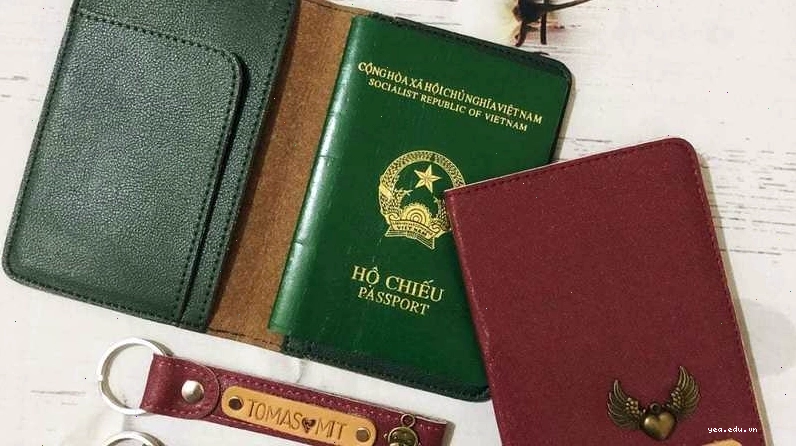 Chuẩn bị đầy đủ giấy tờ tùy thân khi đi du lịch Hà Giang
