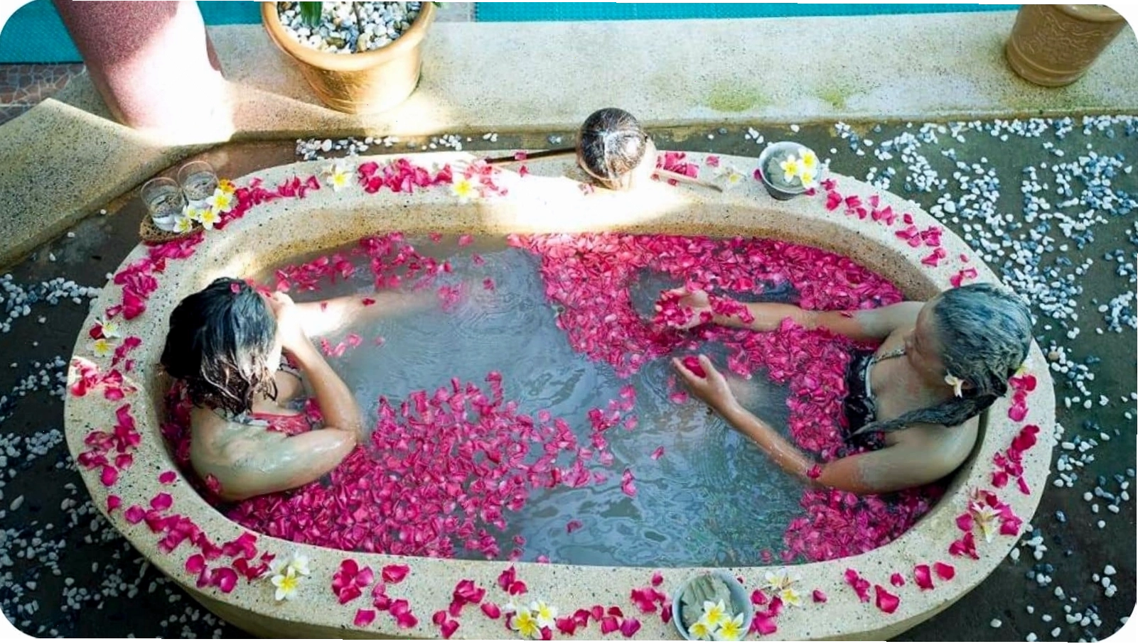 Chuẩn bị đồ dùng cần thiết cho chuyến đi Khoáng nóng Thuần Mỹ