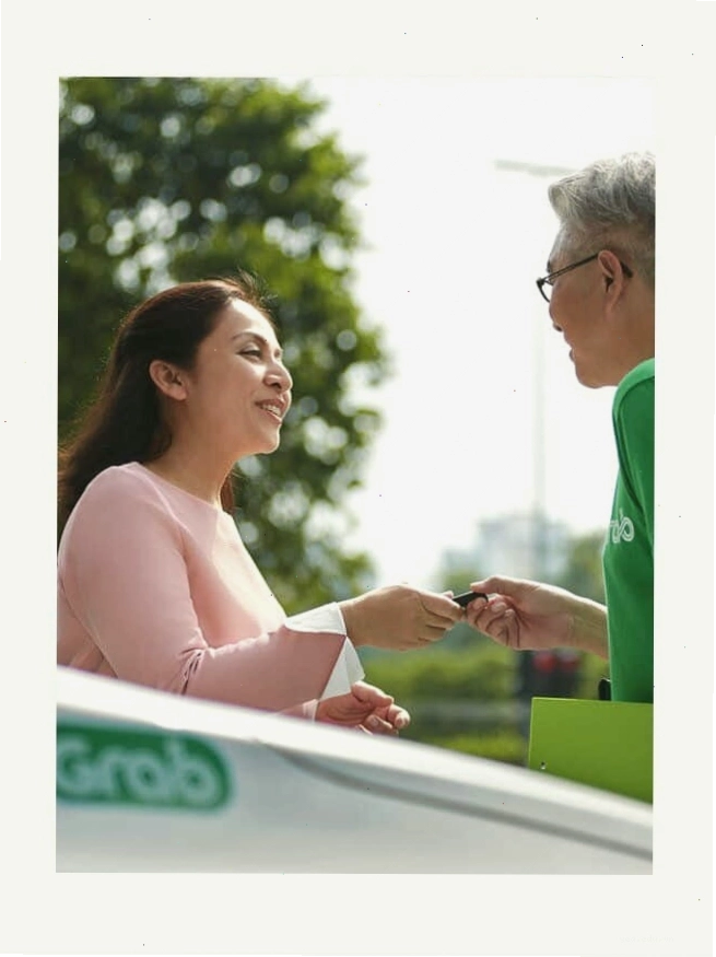 Chuẩn bị hồ sơ đầy đủ để đăng ký chạy Grab ô tô