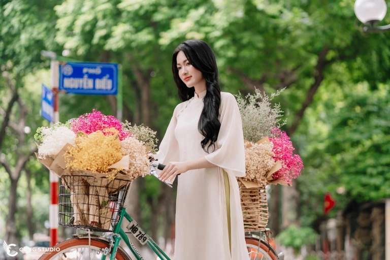 Chụp Ảnh Phan Đình Phùng: Nàng Thơ Mùa Thu Hà Nội