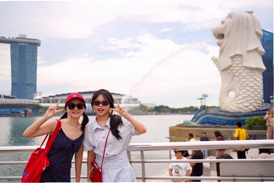 Colmar lung linh dưới ánh đèn Giáng sinh