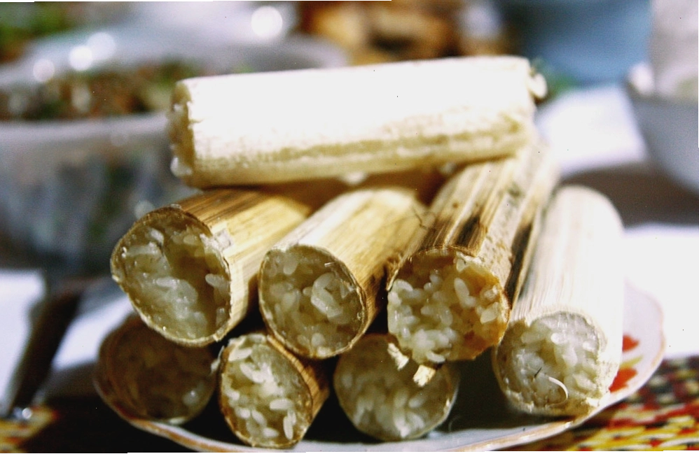 Cơm lam đặc sản của Mộc Châu